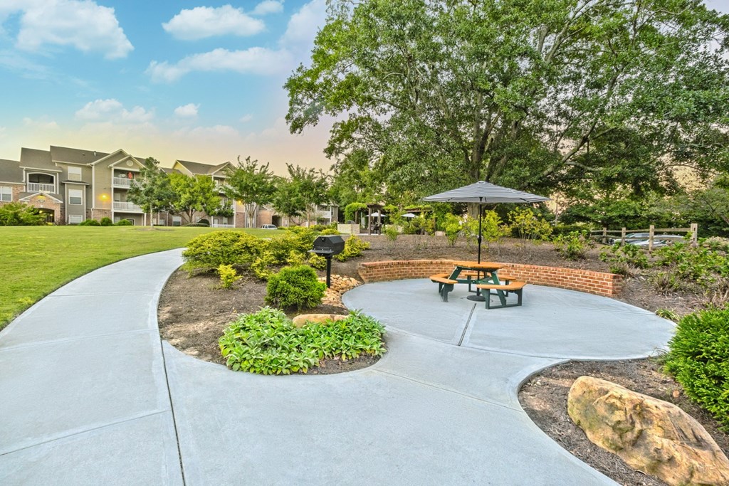 Patio Seating at Grayson Park Estates, Grayson
