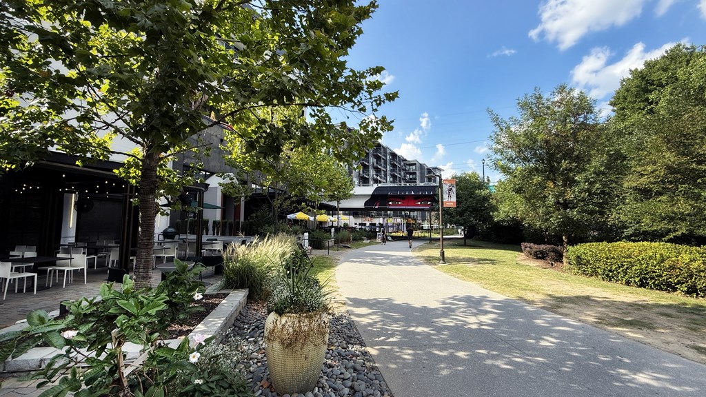 A sunny day at a restaurant with a clear blue sky.