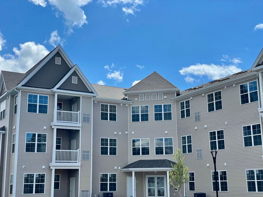Building Building - Photo Gallery