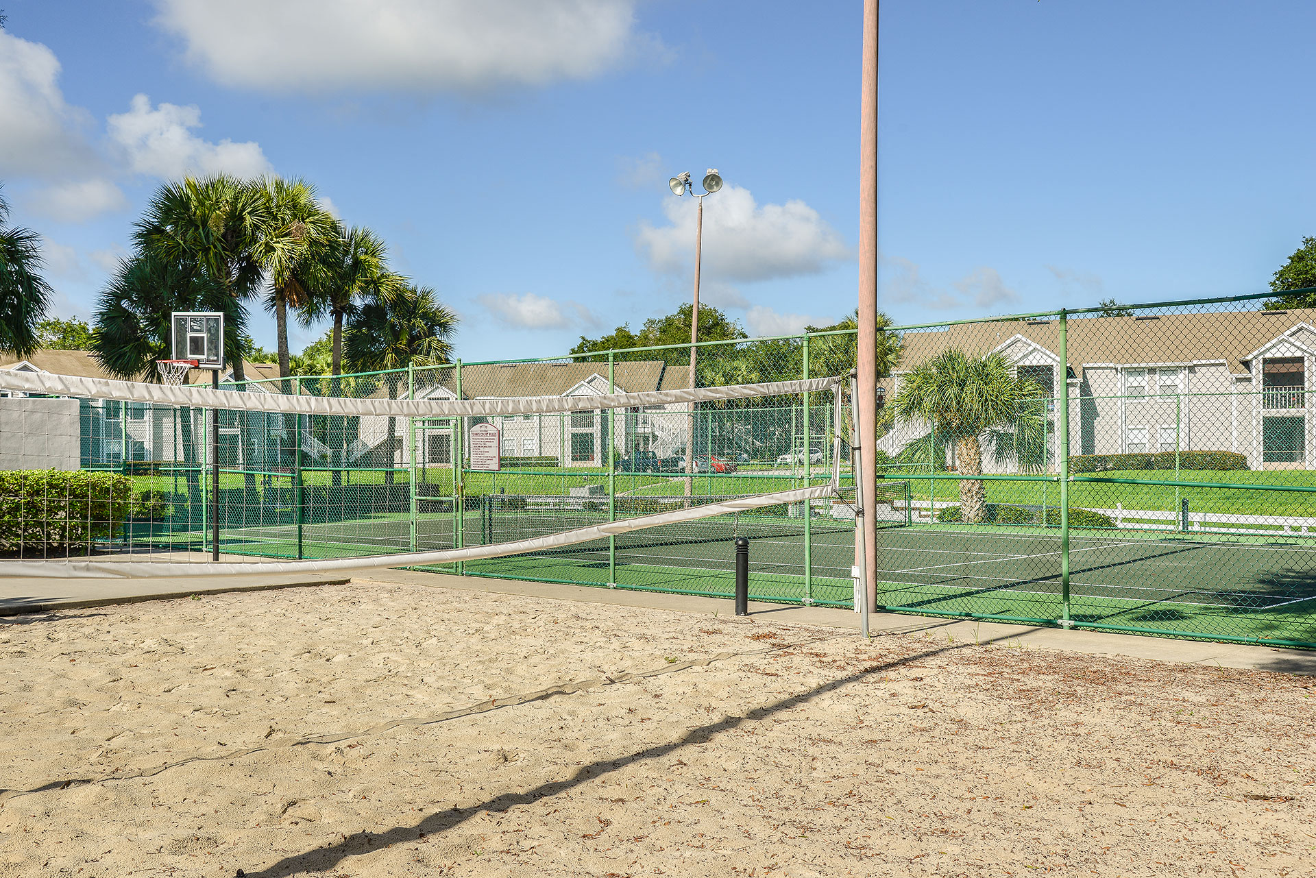 Colonial Pointe Apartments Orlando Beach Volleyball