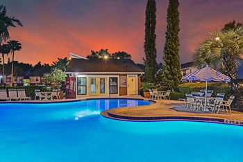Park Avenue Apartments Tampa Florida Pool and Clubhouse with Sunset in Background