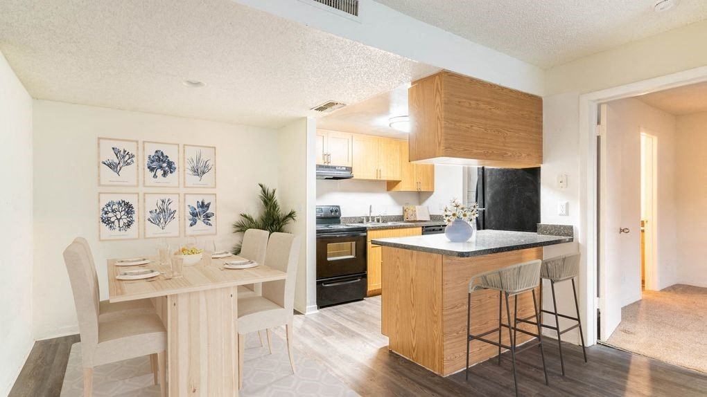 Dining & Kitchen Image