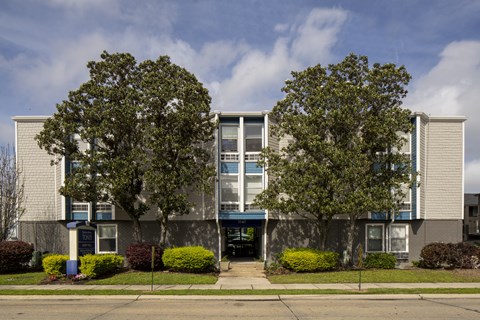 3340 N. Arnoult Rd Studio-1 Apartment for Rent