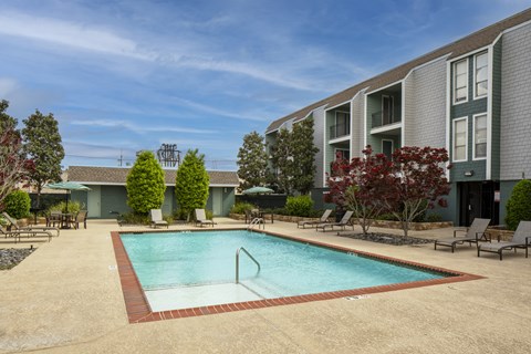 3540 N Arnoult Rd 1-2 Beds Apartment for Rent