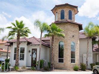 Exterior View Of The Community at Dominion Courtyard Villas, California