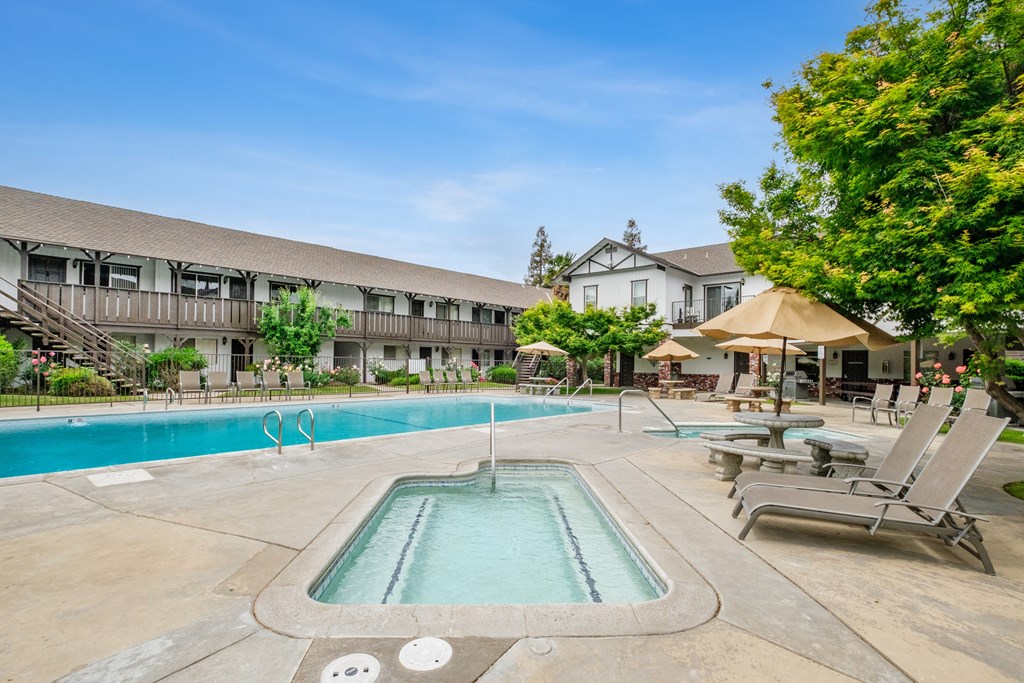 Spa at Scottsmen Apartments, Clovis, CA, 93612