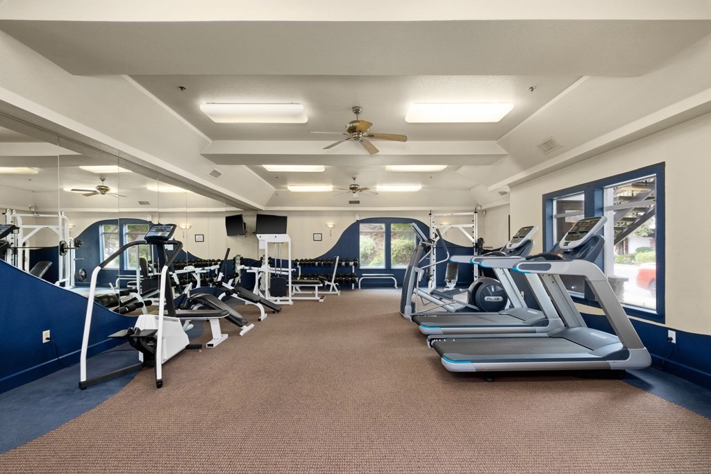 Fitness Center, Scottsmen Apartments