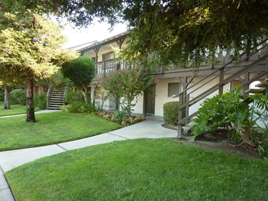 2777 Willow Ave 1-2 Beds Apartment for Rent Photo Gallery 1