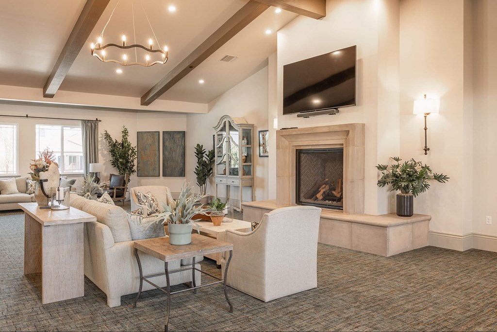 Fireplace Lounge at The Villas at Ellis Manor, Fresno, CA