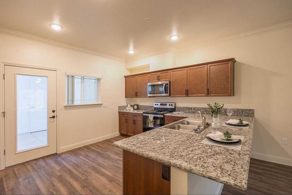 Granite Countertop at The Villas at Ellis Manor, Fresno, CA