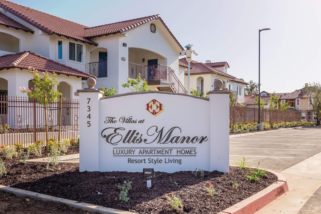 Property Signage at The Villas at Ellis Manor, Fresno, CA