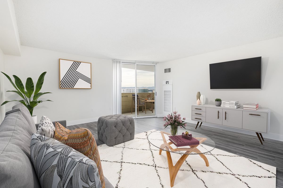 The Lincoln At Speer Apartments