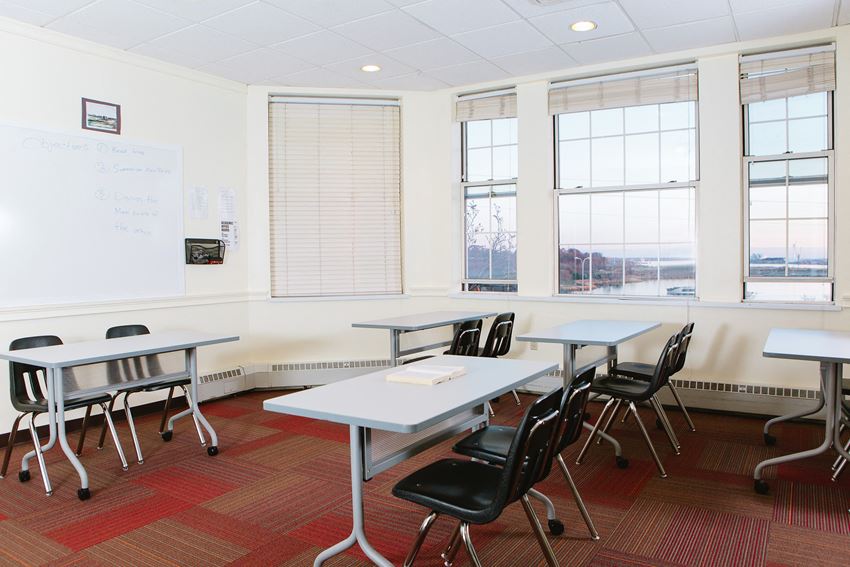 75 EAST - Photo Gallery