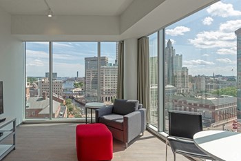 100 N. Main St Studio-2 Beds Apartment, Student for Rent - Photo Gallery 5