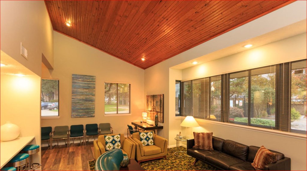 Lockefield Gardens Lounge Area in Clubhouse