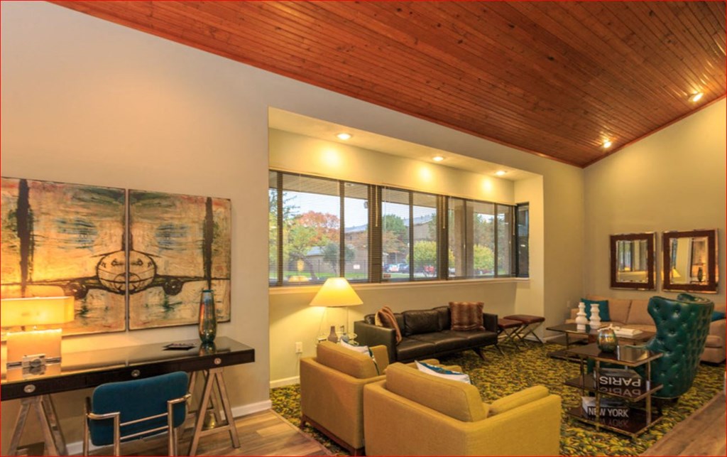 Lockefield Gardens Lounge Area in Clubhouse