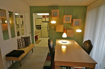 1815 Foyt Drive 1-2 Beds Apartment for Rent - Photo Gallery 5