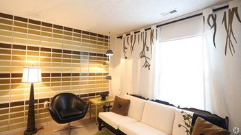 5400 Beverly Hills Drive 1-3 Beds Apartment for Rent - Photo Gallery 10