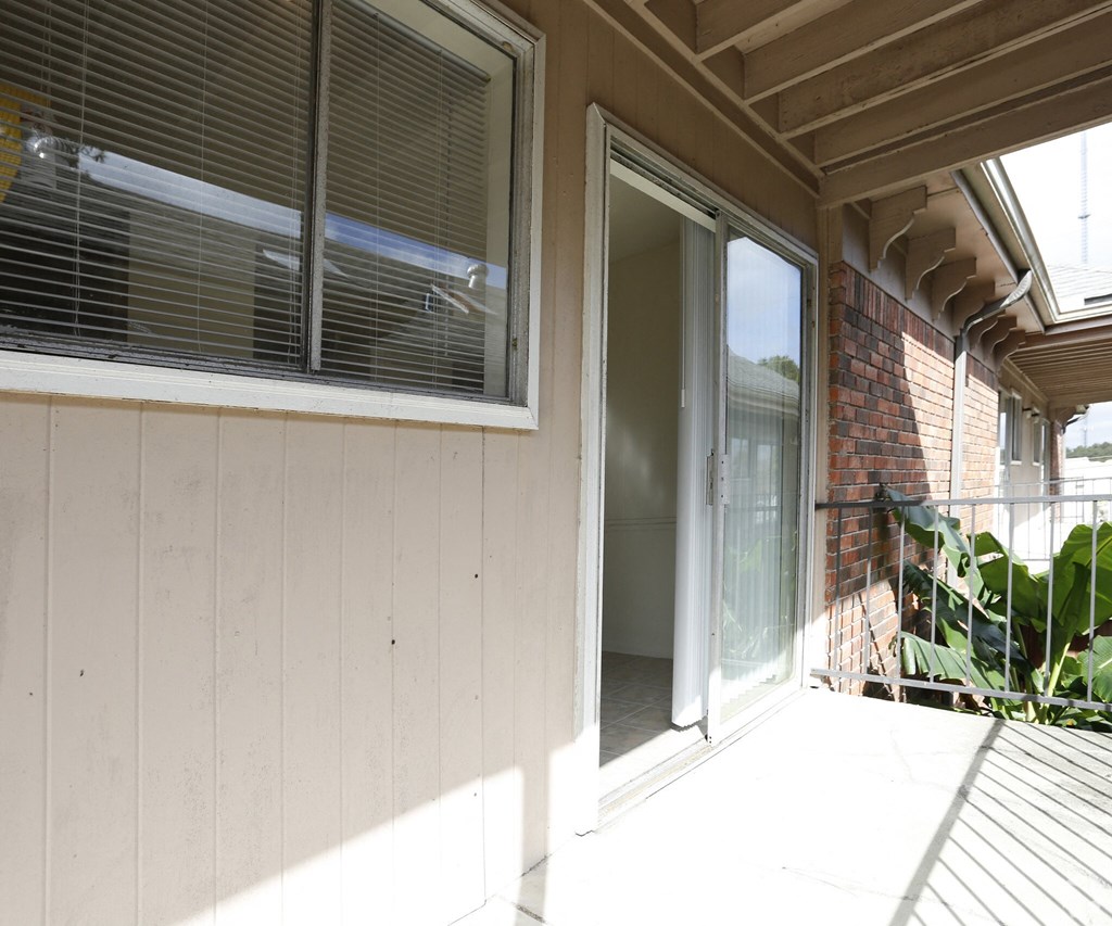 Oak Alley Apartments - Cypress Communities