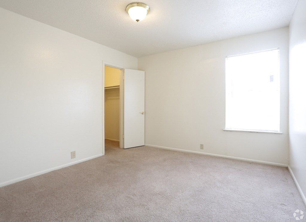 Oak Alley Apartments - Cypress Communities