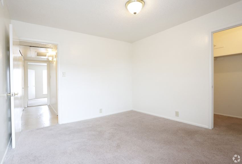 Oak Alley Apartments, 1645 Carol Sue Ave., Terrytown, LA RentCafe