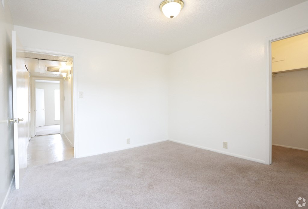 Oak Alley Apartments - Cypress Communities