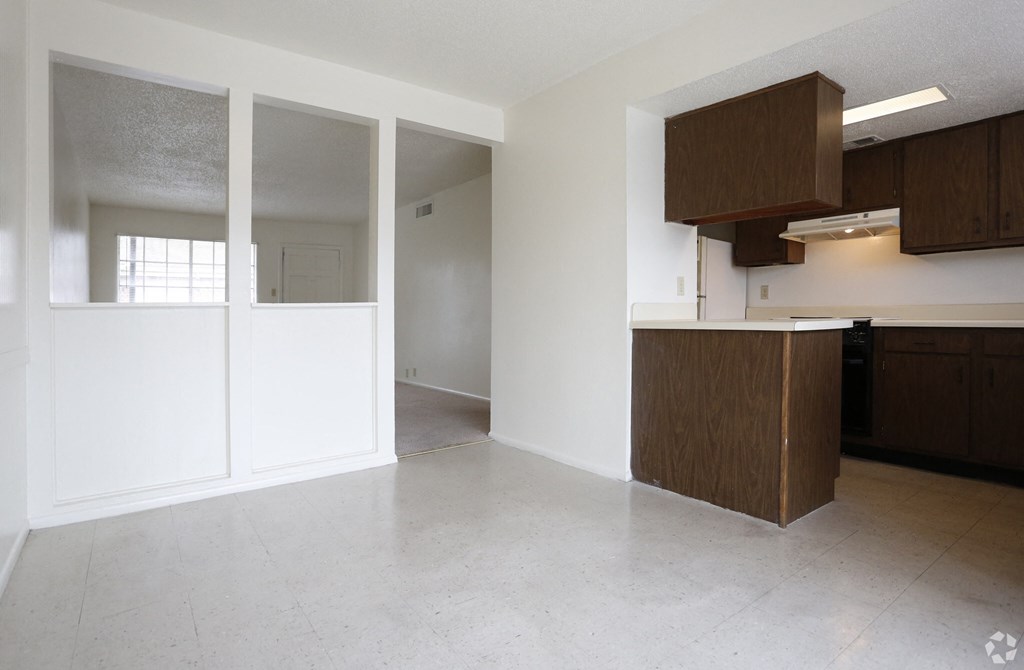 Oak Alley Apartments - Cypress Communities