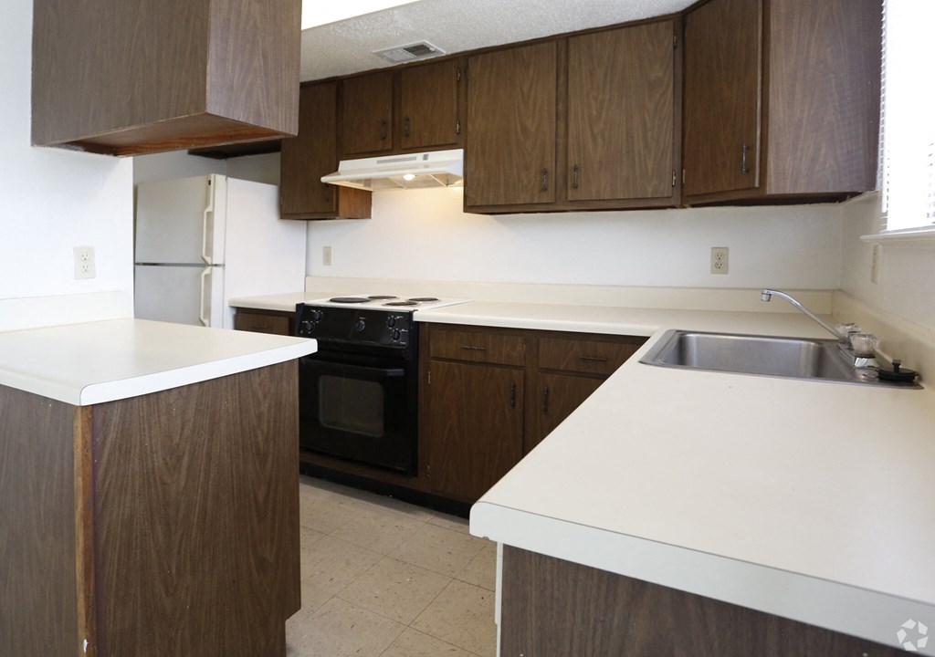 Oak Alley Apartments - Cypress Communities