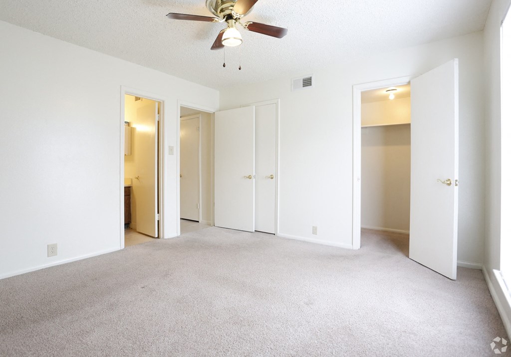 Oak Alley Apartments - Cypress Communities