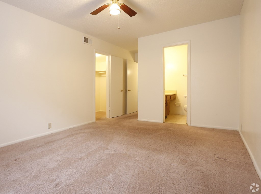 Oak Alley Apartments - Cypress Communities