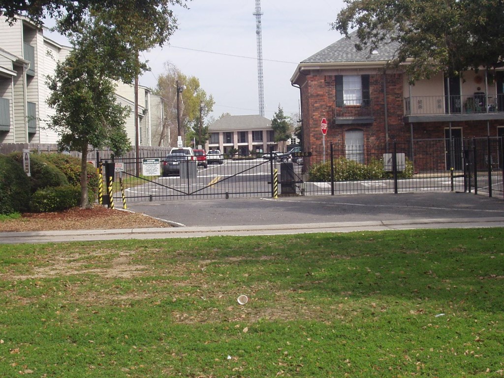 Oak Alley Apartments - Cypress Communities