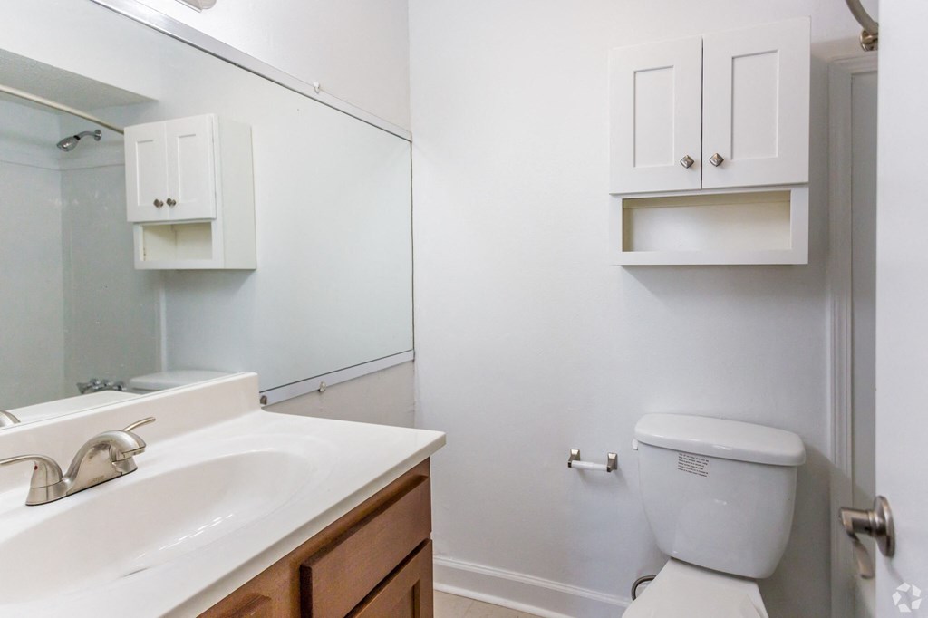 Oak Alley Apartments - Cypress Communities