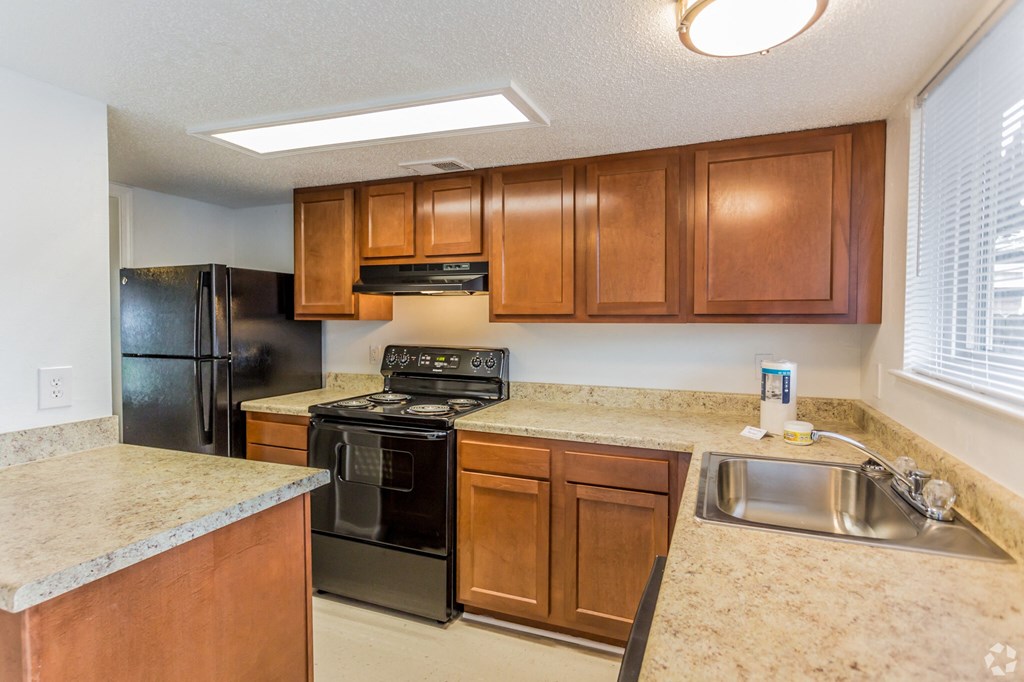 Oak Alley Apartments - Cypress Communities