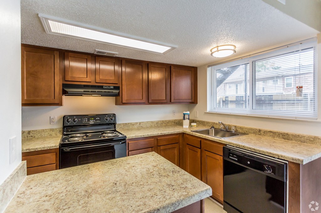 Oak Alley Apartments - Cypress Communities