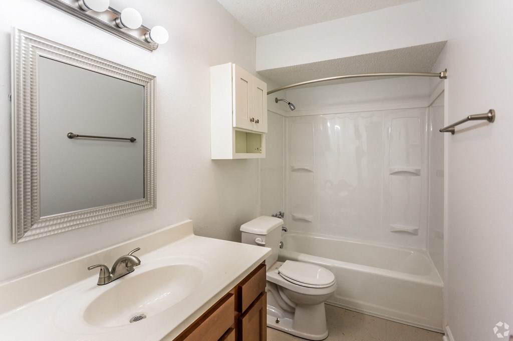 Oak Alley Apartments - Cypress Communities