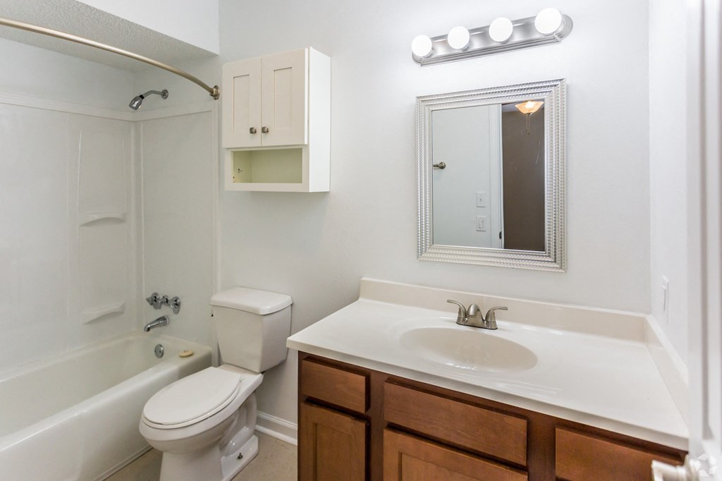 Oak Alley Apartments - Cypress Communities