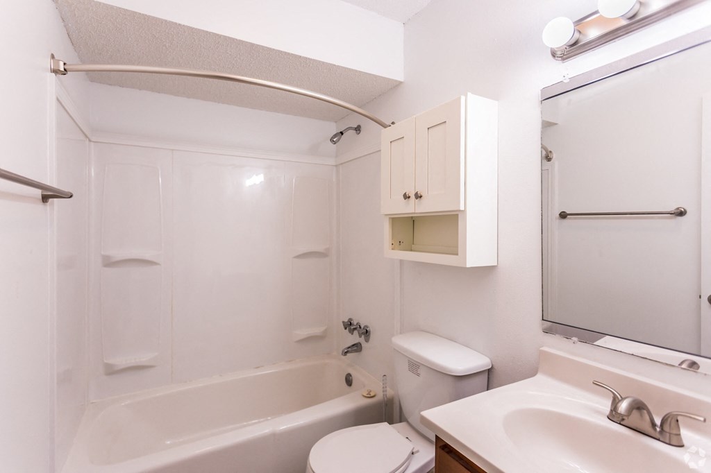 Oak Alley Apartments - Cypress Communities