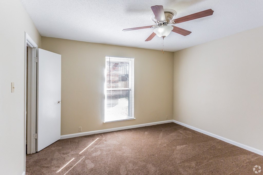 Oak Alley Apartments - Cypress Communities