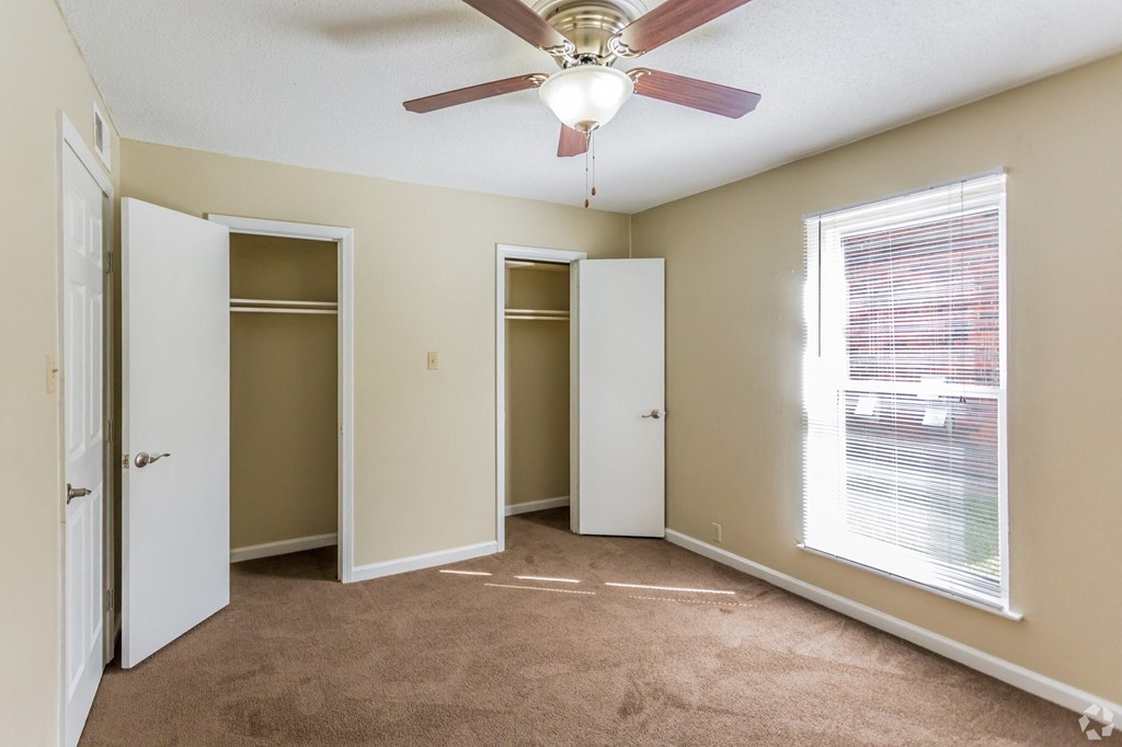 Oak Alley Apartments - Cypress Communities