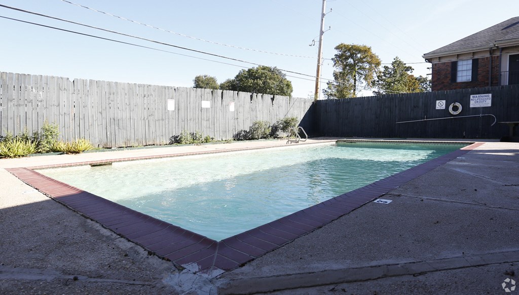 Oak Alley Apartments - Cypress Communities