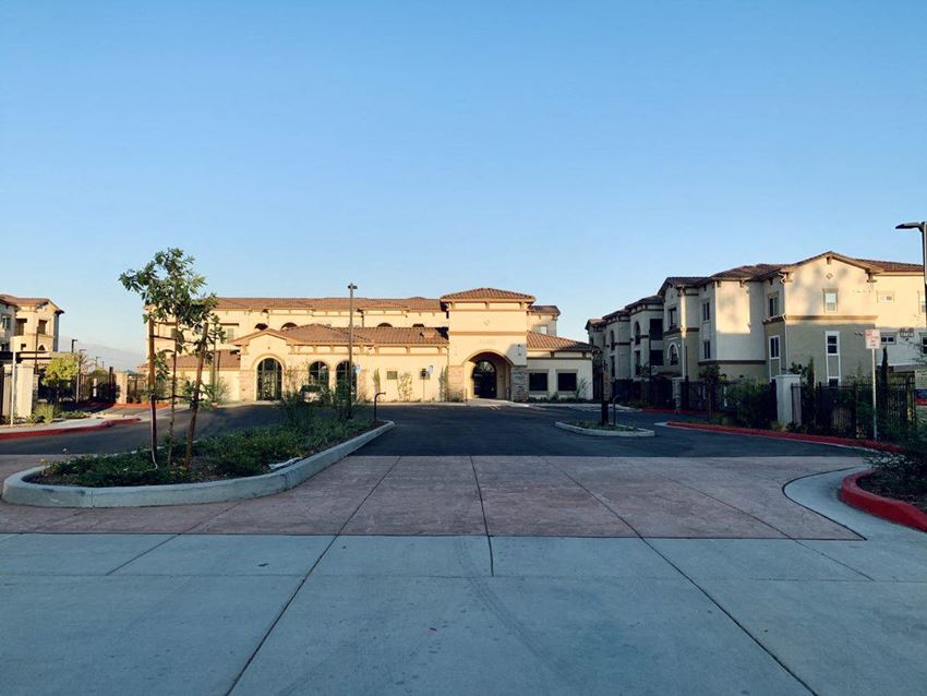 Villa Annette Apartments is a similar property to Fresco located in Moreno Valley