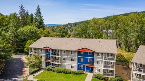 aerial view of Sky Vue Apartments at Sky Vue, Bellingham, WA 98229
