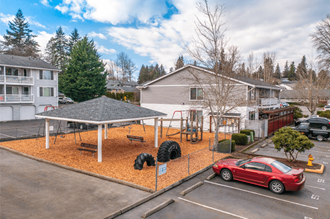 627 Avenue A Studio-3 Beds Apartment for Rent - Photo Gallery 4