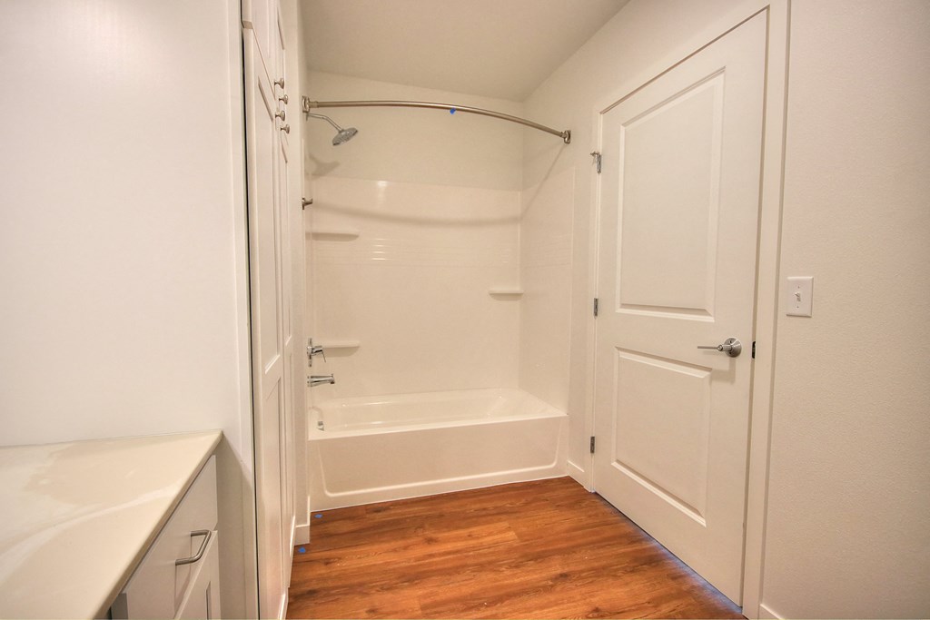 3-Bedroom Bathroom at Yellowstone Landing Apartments in Belgrade, MT