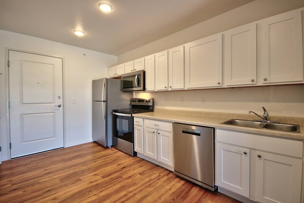 3-Bedroom Kitchen at Yellowstone Landing