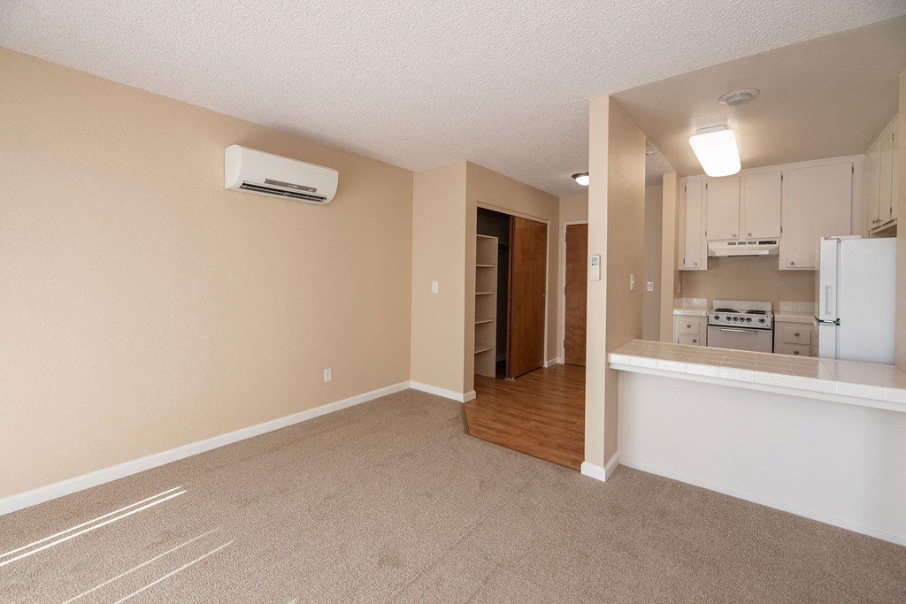 Roseville Commons Senior Living