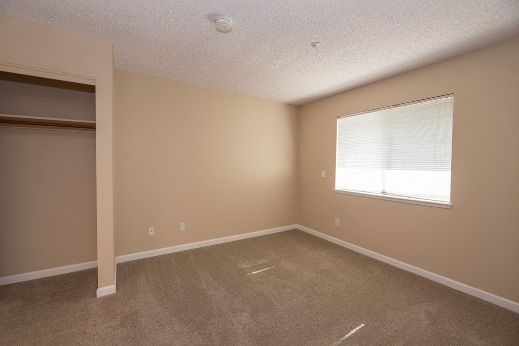 Roseville Commons Senior Living