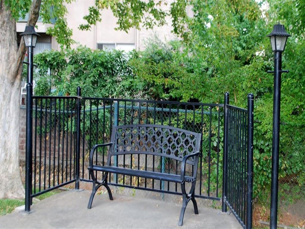Bench to sit on