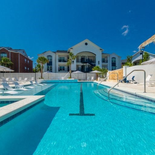 The Palms luxury pool.