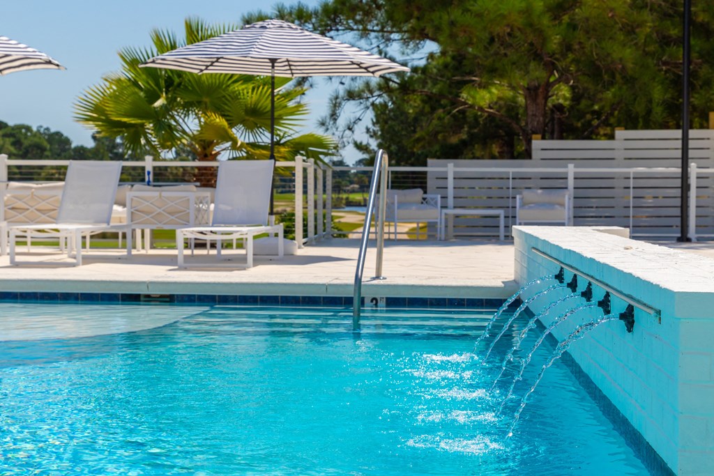 The Palms luxury pool.